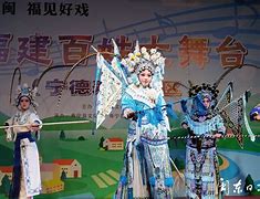 阿眯伦击败对手，赢得满堂喝彩的简单介绍