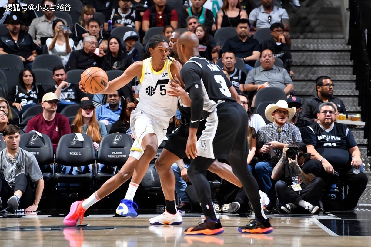 米卢斯无力反弹，球队轮换尝试不利的简单介绍