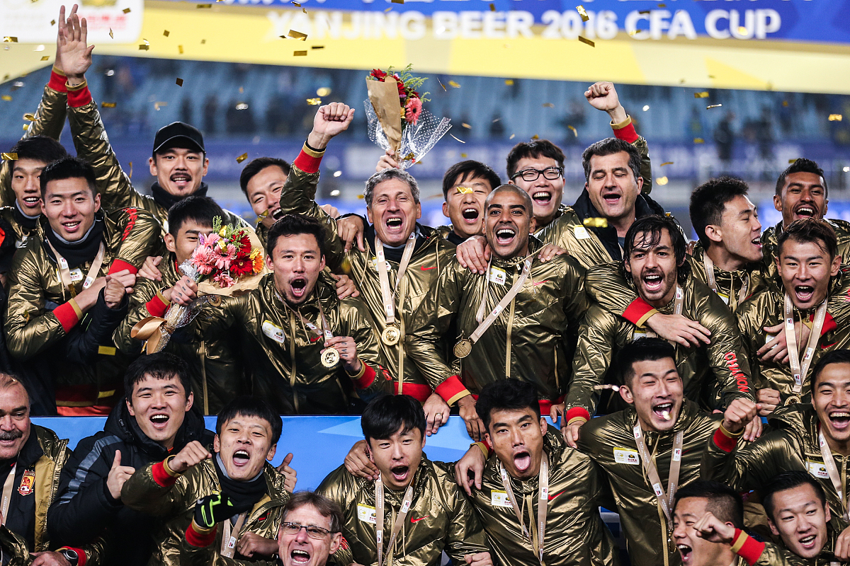 中国选手力压群雄,登上拳击比赛领奖台的简单介绍 中国选手力压群雄,登上拳击比赛领奖台的简单介绍