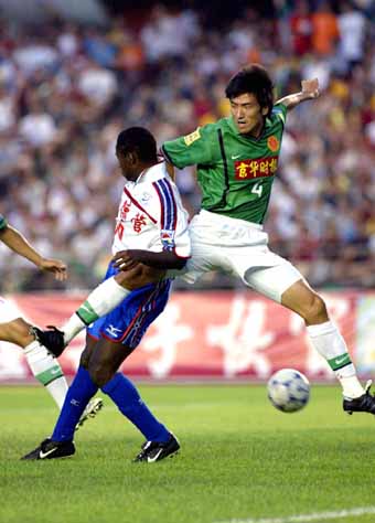 雄兽队主场奋力抗衡,最终不敌对手的简单介绍 雄兽队主场奋力抗衡,最终不敌对手的简单介绍