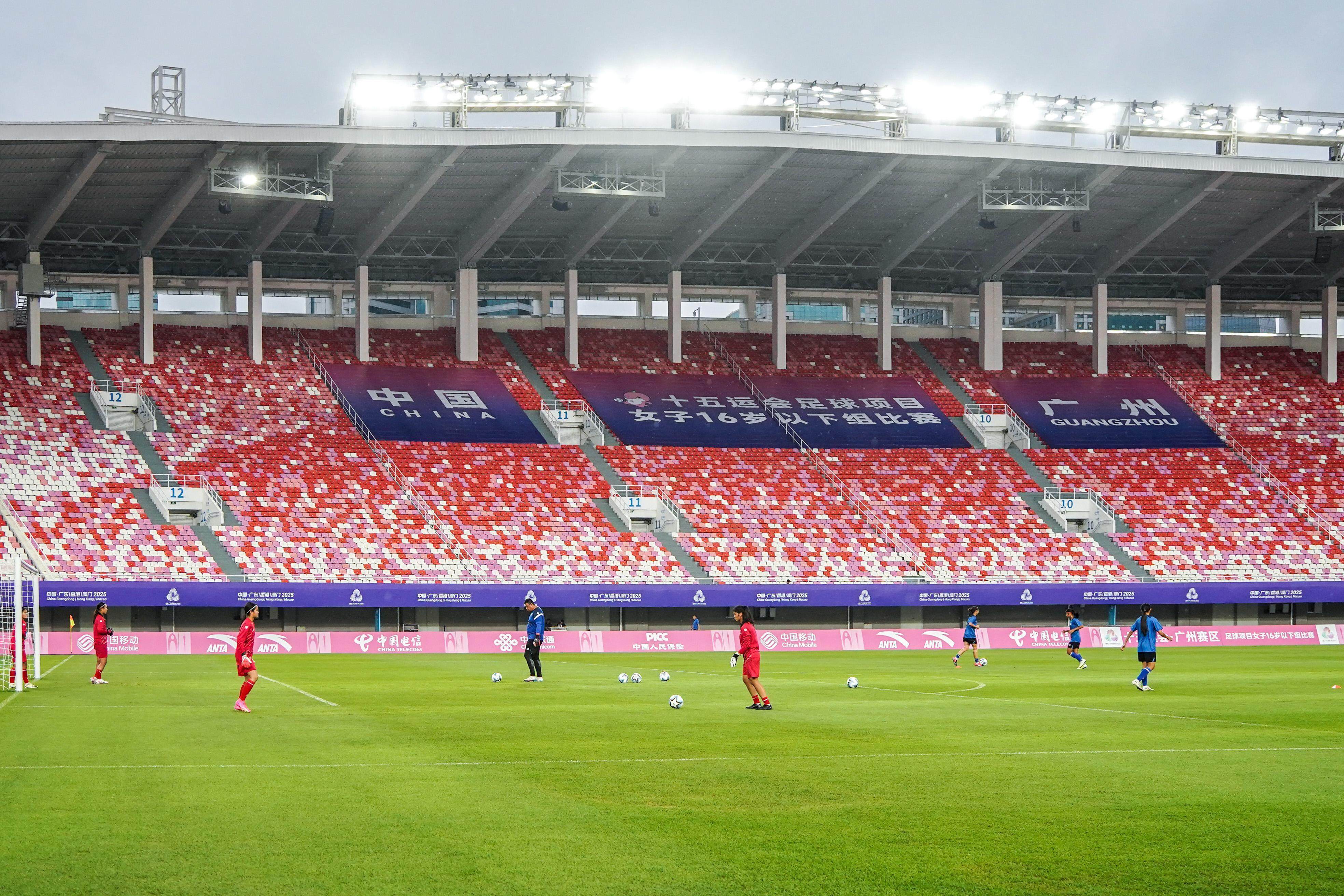 全力以赴！球队们在赛场上尽展风采