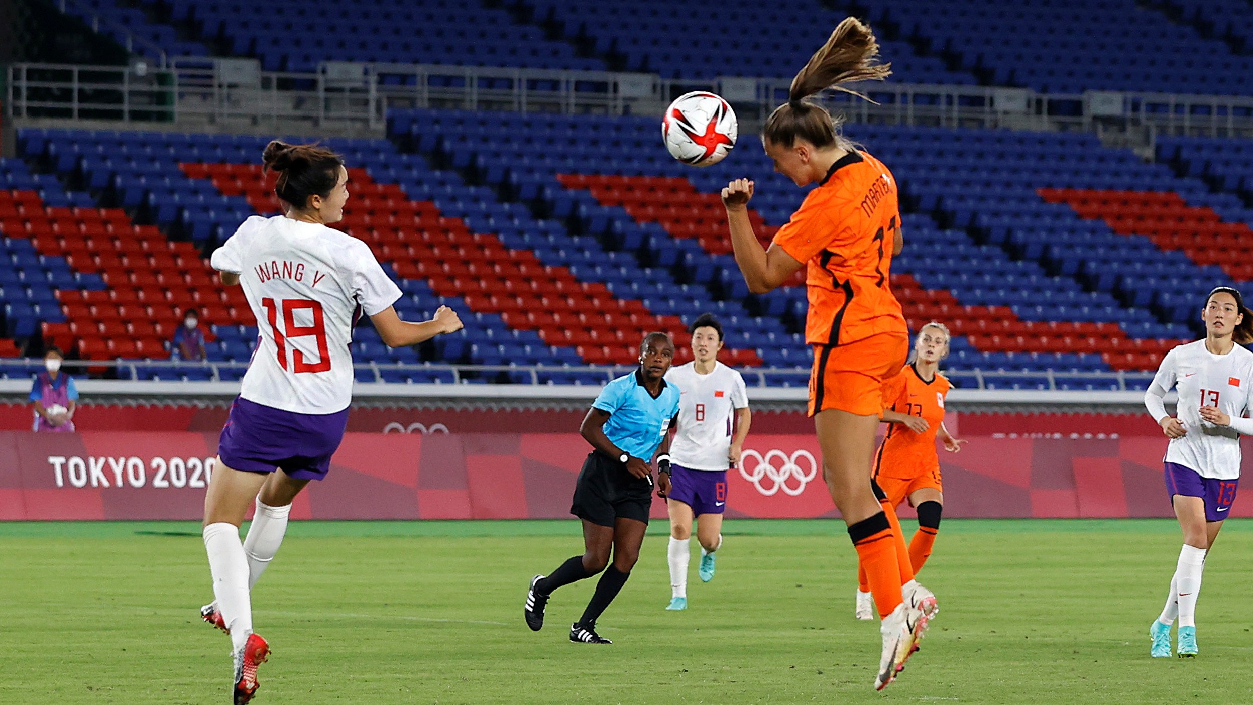 包含美国女足遭遇惨败,小组出线之路岌岌可危的词条 包含美国女足遭遇惨败,小组出线之路岌岌可危的词条