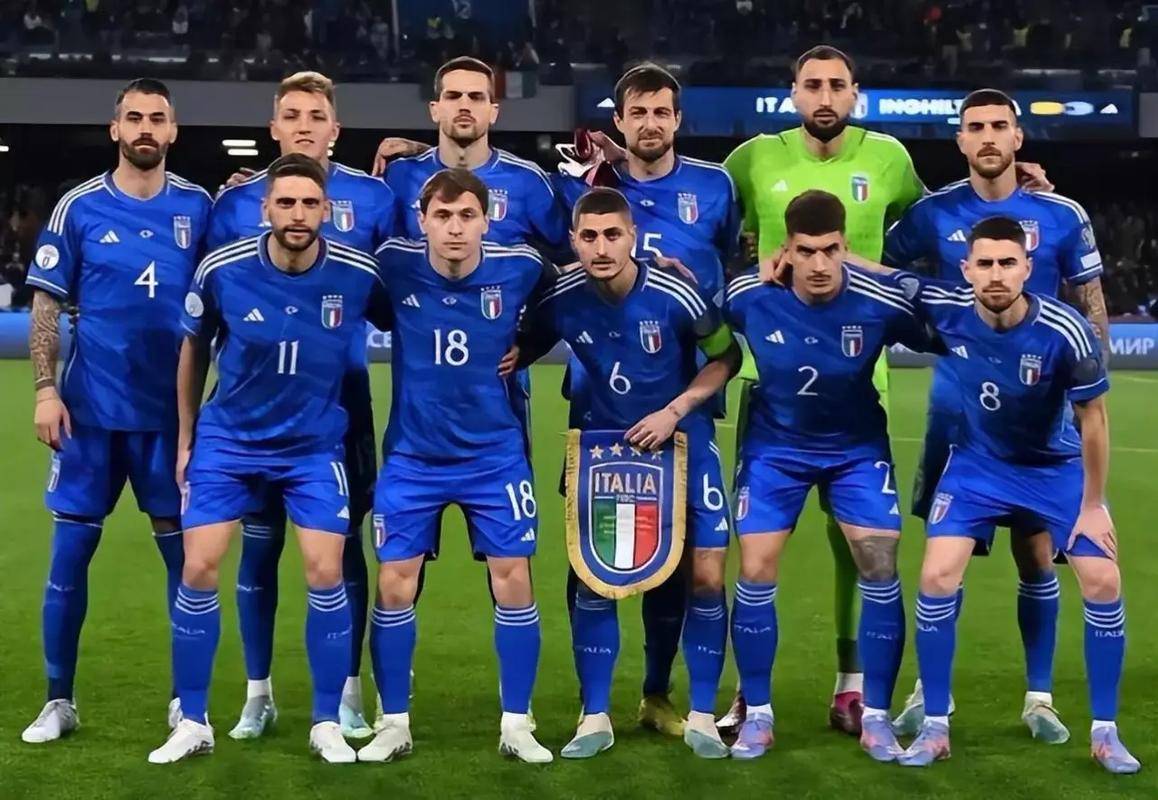 包含斯洛伐克队苦战捷克，晋级欧洲杯十六强的词条