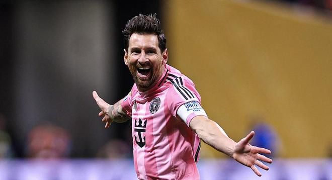 包含巴黎圣日耳曼赢得国际冠军杯，梅西进球数超800的词条