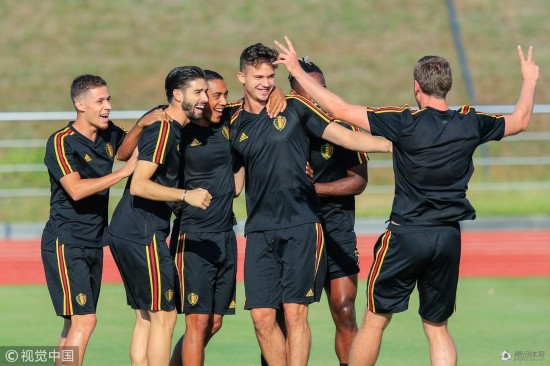 比利时遭遇挑战，斯洛文尼亚迎来胜利