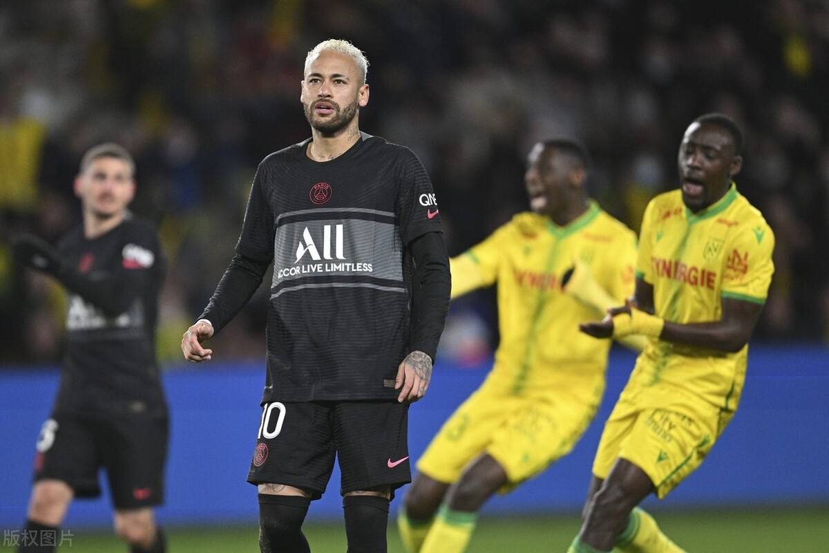 关于南特客场大胜,法国足球舞台局势生变的信息 关于南特客场大胜,法国足球舞台局势生变的信息