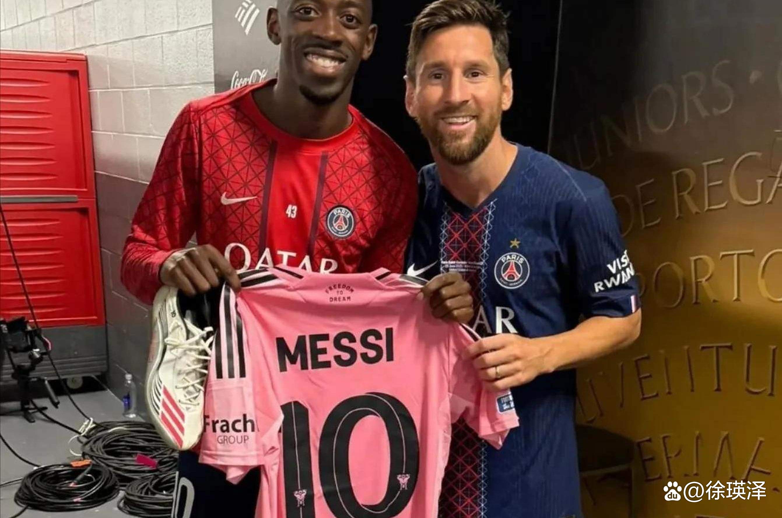 关于拜仁遭遇惨败,梅西独中一球的信息 关于拜仁遭遇惨败,梅西独中一球的信息