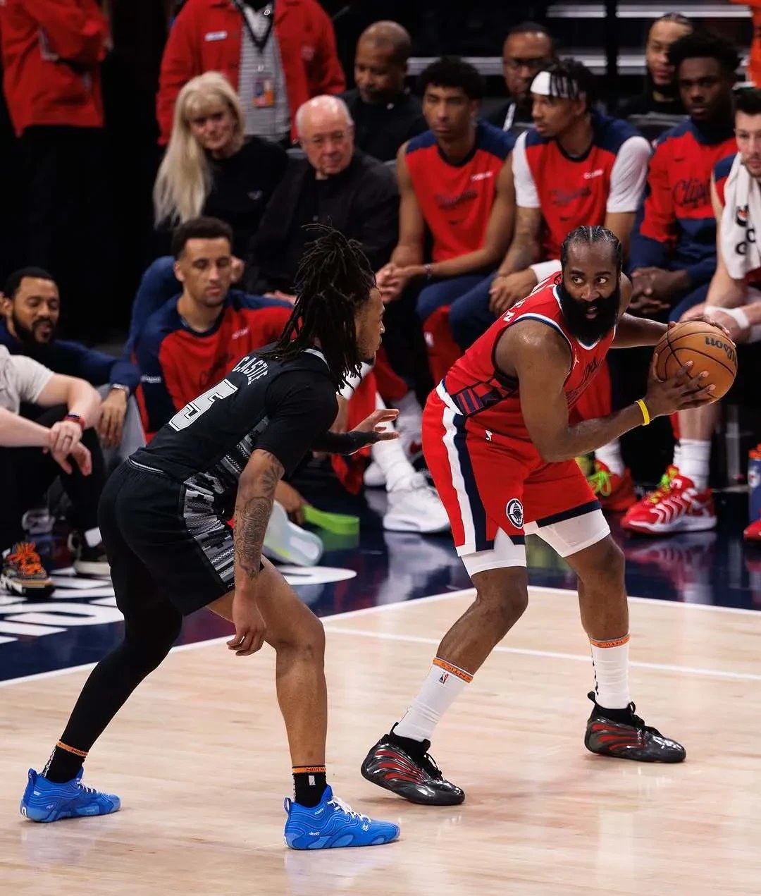 火箭战胜湖人,登 火箭战胜湖人,登