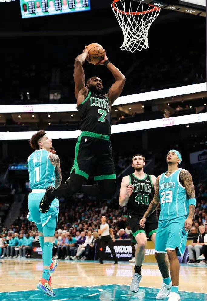 包含凯尔特人逆转获胜,球队实力突显的词条 包含凯尔特人逆转获胜,球队实力突显的词条