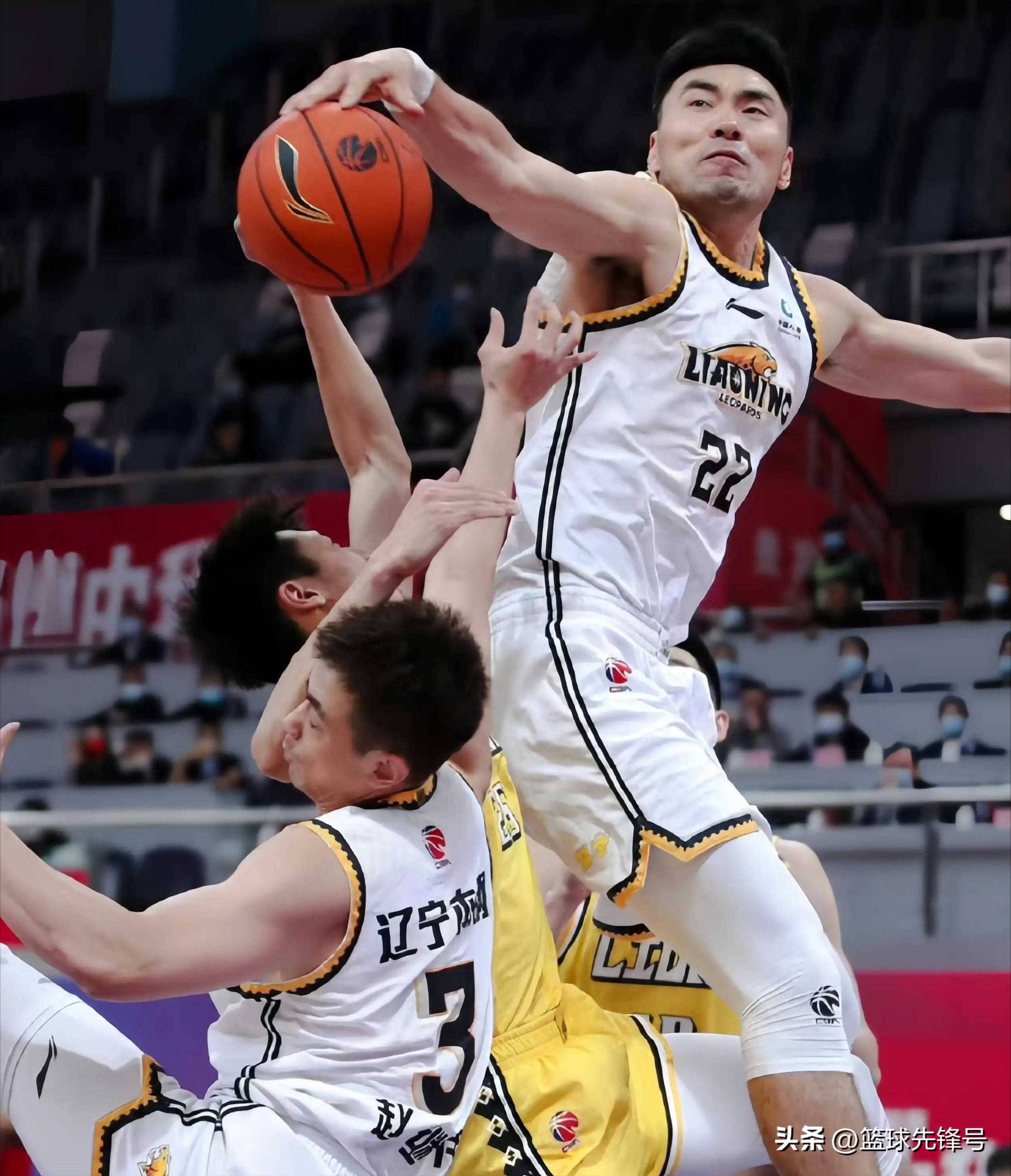 辽宁本土球员表现出色,助球队击败对手 辽宁本土球员表现出色,助球队击败对手