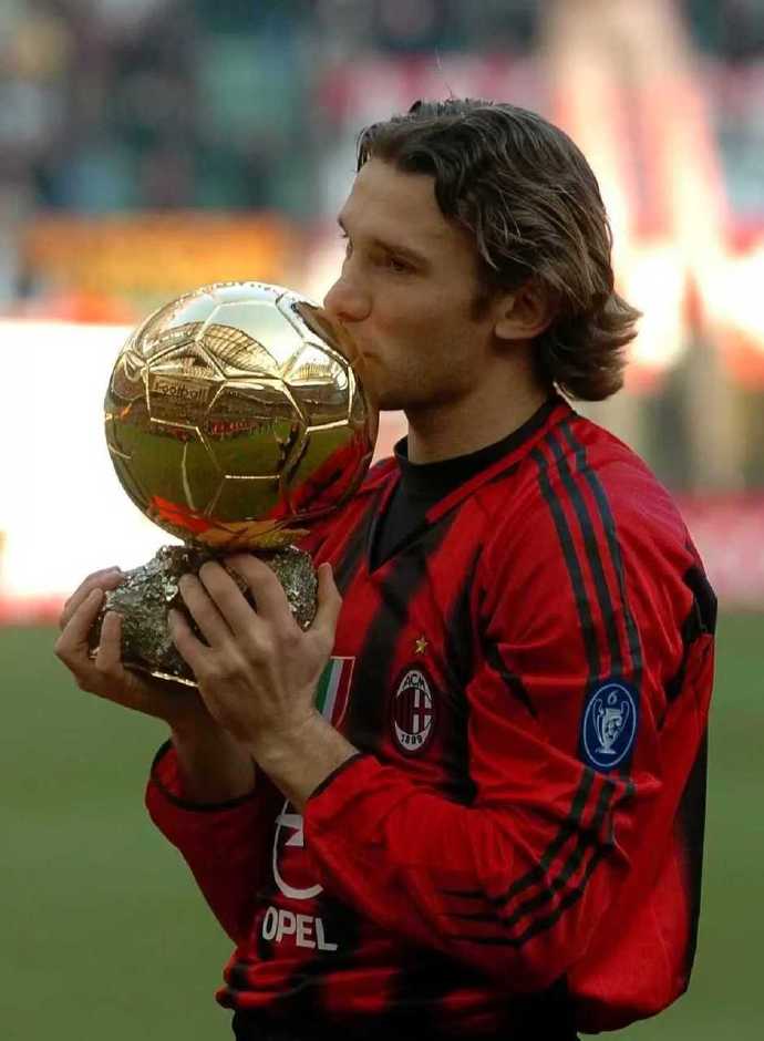 AC米兰老将表现稳定,为球队贡献显著的简单介绍 AC米兰老将表现稳定,为球队贡献显著的简单介绍