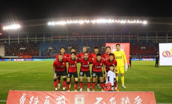 累积纪录胜场，球队展现出强劲战斗力