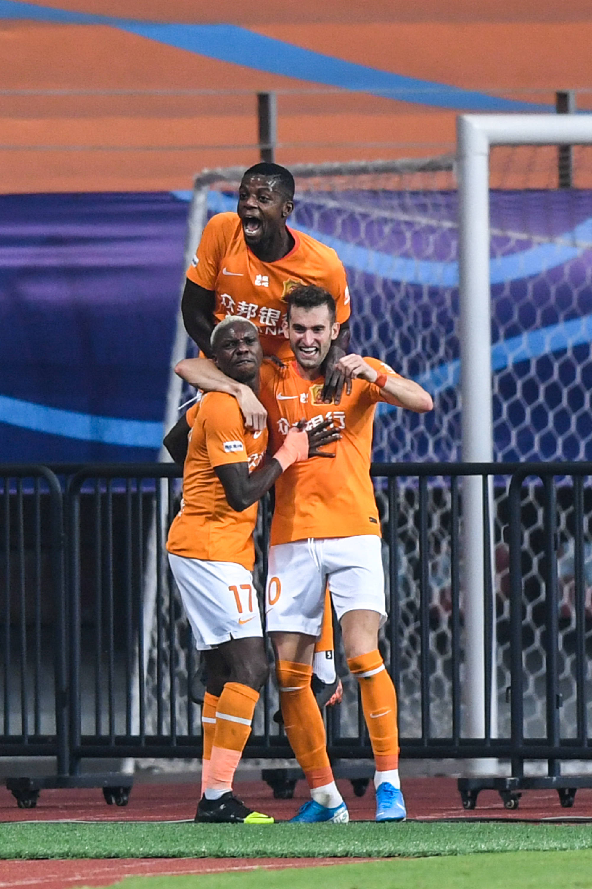 北京中赫国安客场轻取武汉卓尔,成功反弹的简单介绍 北京中赫国安客场轻取武汉卓尔,成功反弹的简单介绍