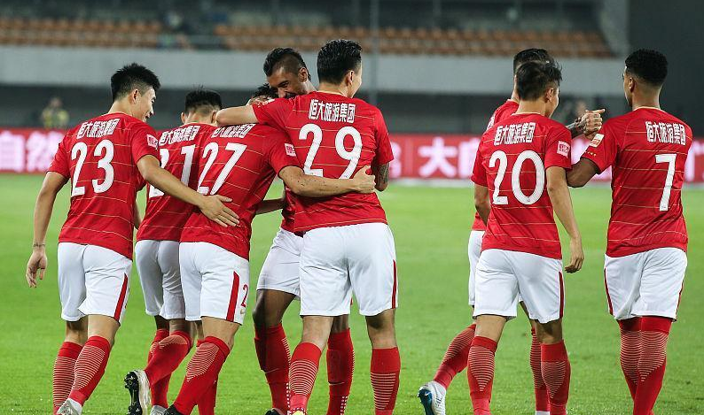 恒大稳住前四位置,迎接高考挑战 恒大稳住前四位置,迎接高考挑战