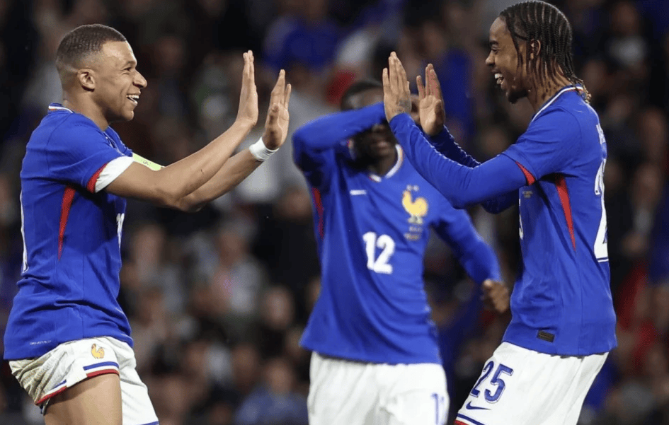 法国队获得冠军赛机会实力超群夺魁 法国队获得冠军赛机会实力超群夺魁