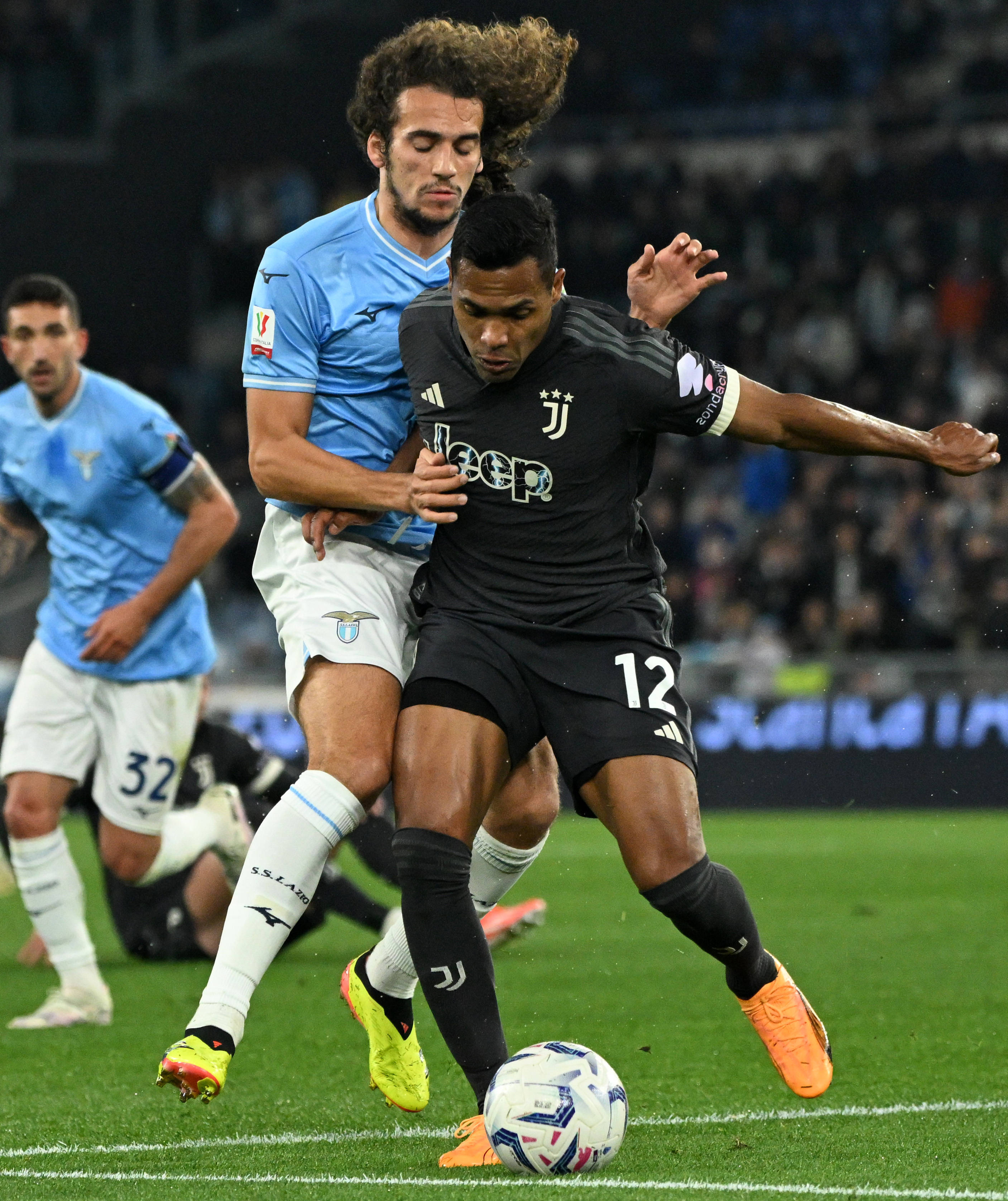 尤文图斯完胜马德里竞技,意欲突围 尤文图斯完胜马德里竞技,意欲突围